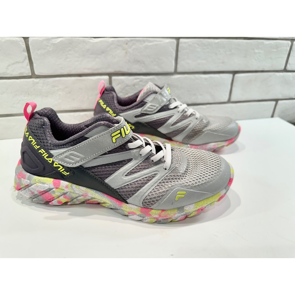 Fila Kids‎ Gray Pink Yellow Tie Dye Athletic Shoes Sneakers Size 6 - Picture 5 of 9